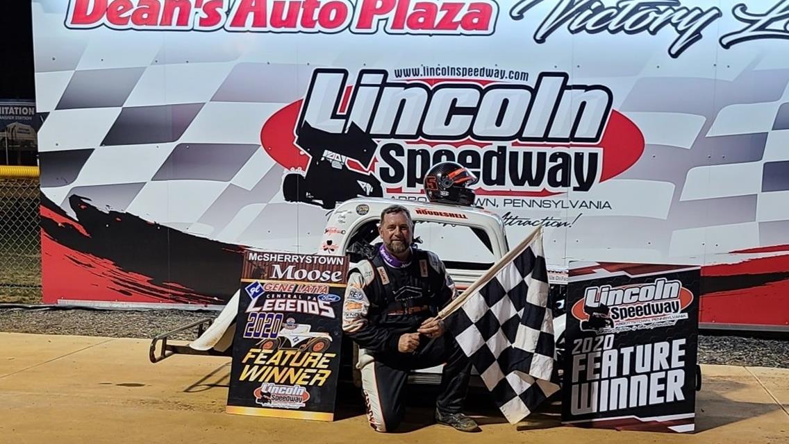 Houdeshell Wins Race of Champions; Bard Charges to 305 Victory