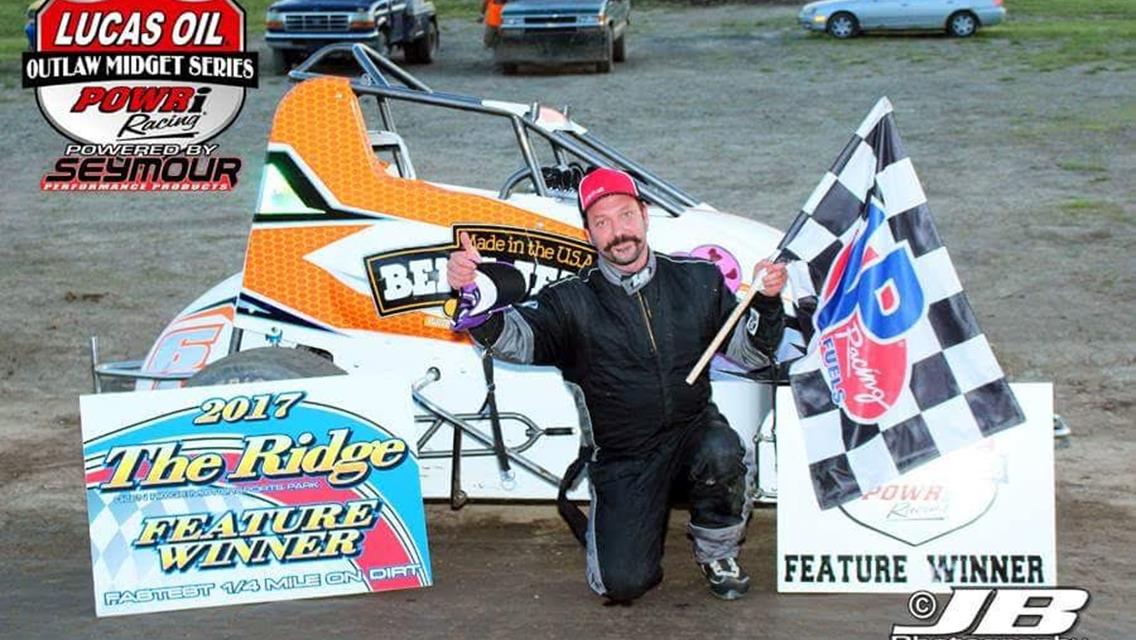 BOYCE SCORES OUTLAW MIDGET WIN
