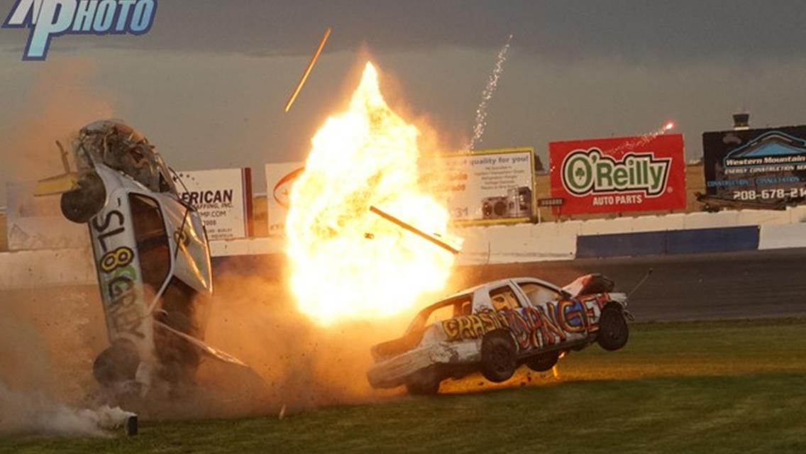 Carnage King at Quale's Electronics Eve of Destruction II