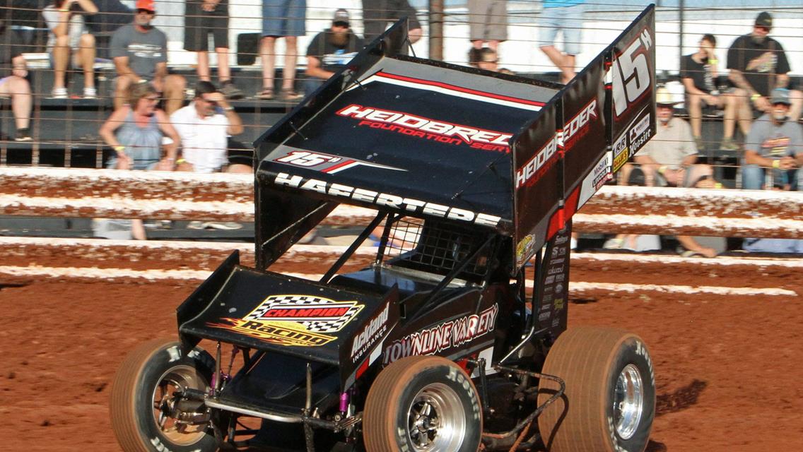 Hafertepe Shows Speed Through Knoxville and Oskaloosa Run