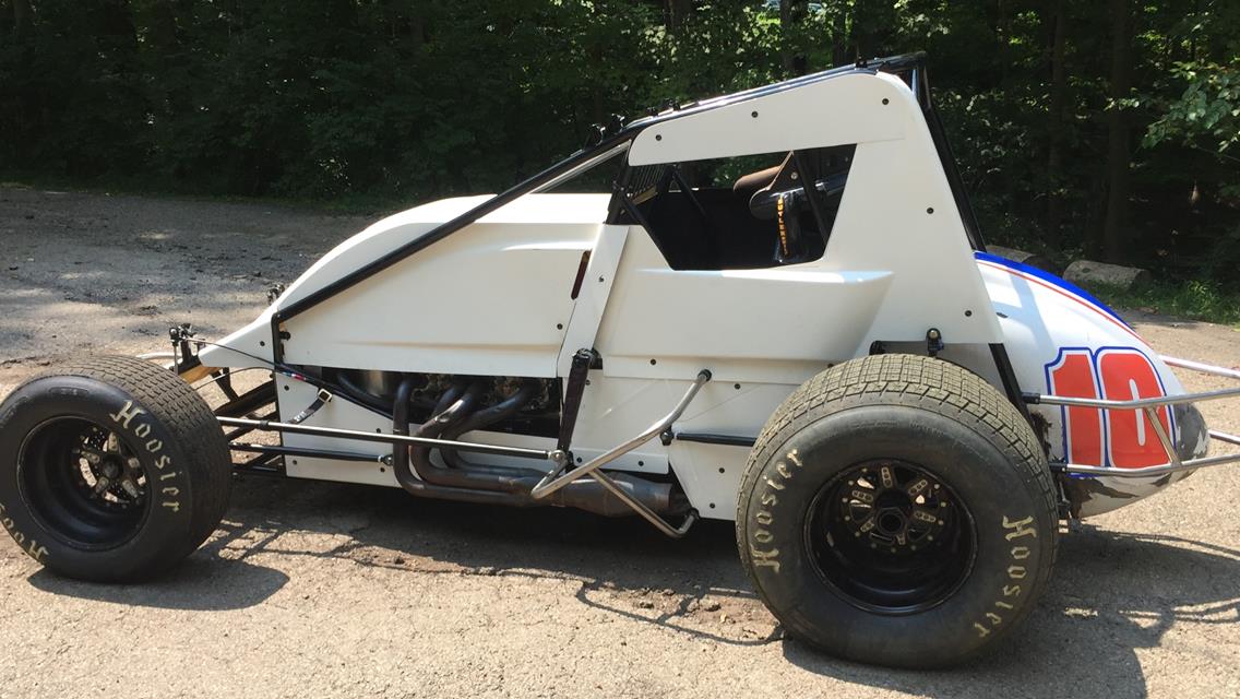 Racing at Lawrenceburg Speedway Saturday