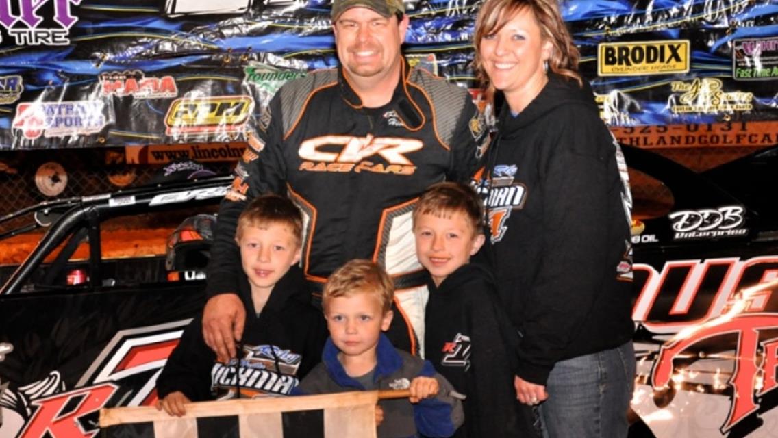 Hickamn Extends SAS Points Lead with Talladega Victory