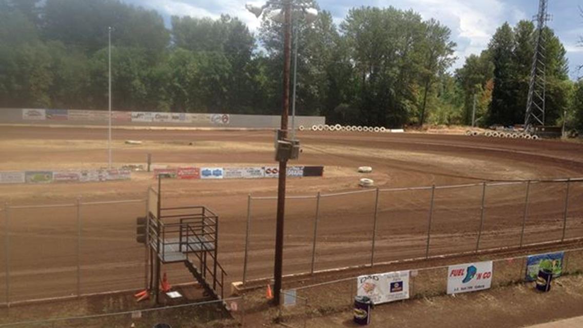 Welt &amp; Welt Night Still On