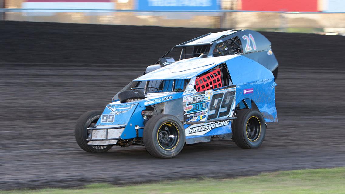 It's Shute in a thriller at the line, Van Horn, Lynch, Smith, and May also see checkers