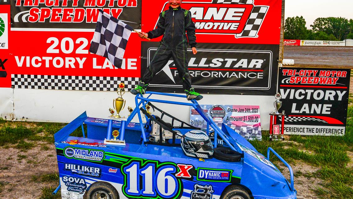 Jones Continues Winning Streak at Tri-City Motor Speedway