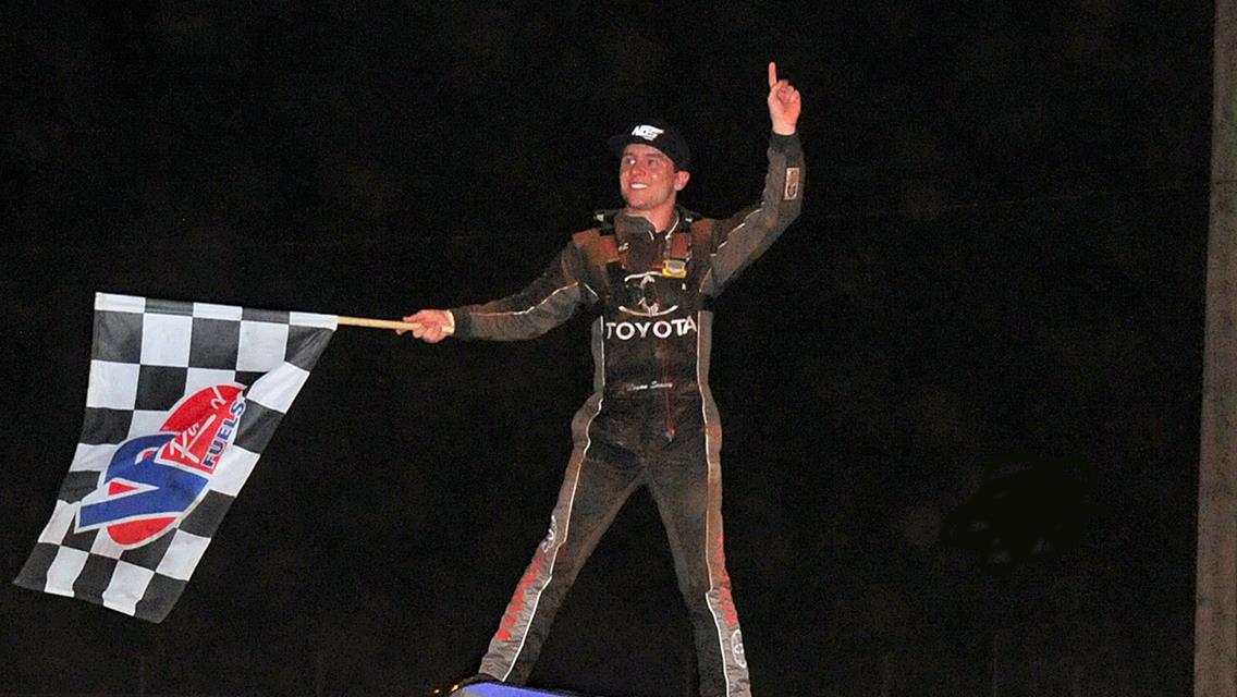 Seavey takes 'Tuesday Night Thunder' at Red Dirt Raceway