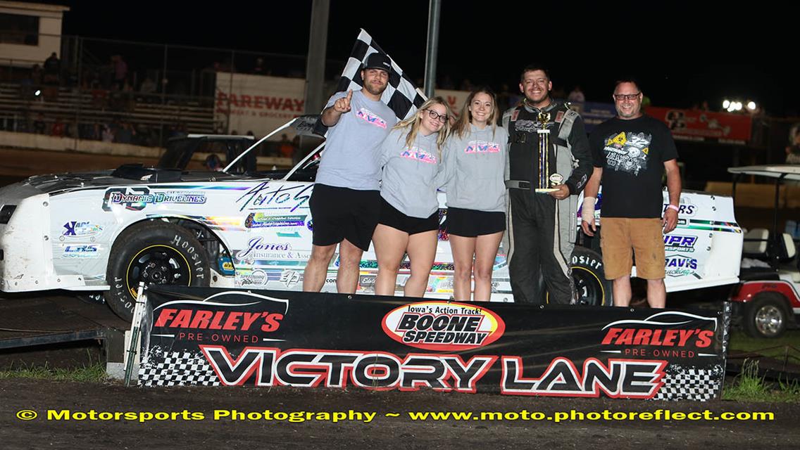 Shute, Roberts, Sachau, Ullrich, and Brown beat Mother Nature