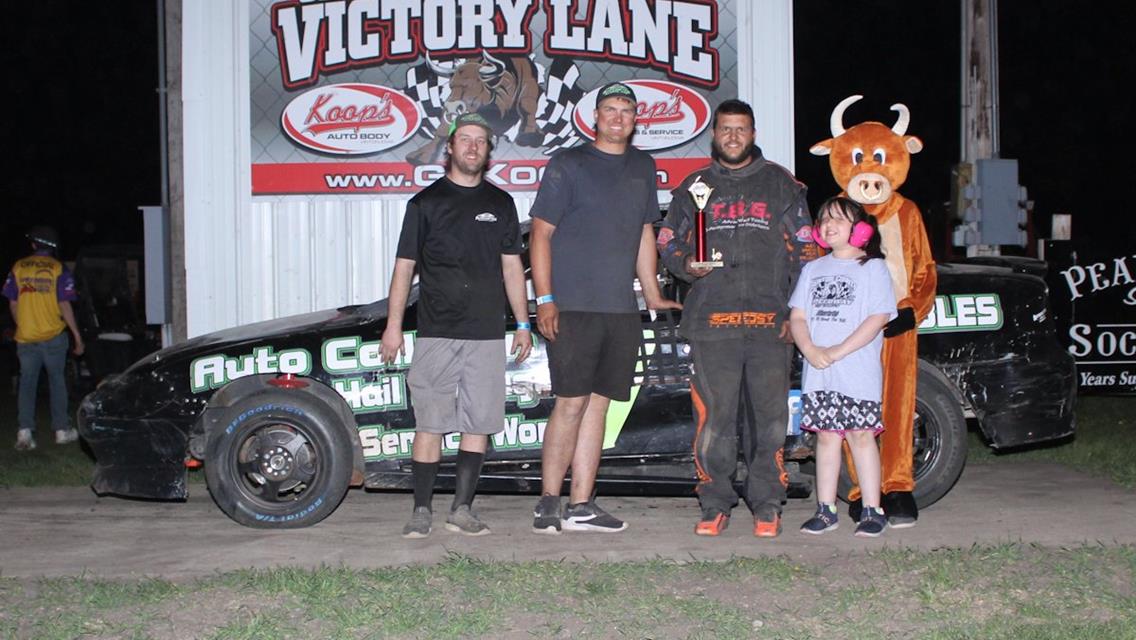 Gustin gets big Late Model payday at the Bullring