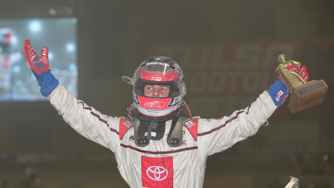 Emerson Axsom Takes Home Fourth Golden Driller With Tulsa Shootout Outlaw Victory!