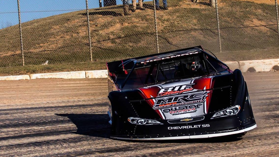 Hickman Visits the Mag for Possum Town Grand Prix