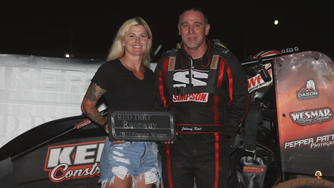 Johnny "Hotrod" Kent Hustles United Sprint League at Red Dirt Raceway!