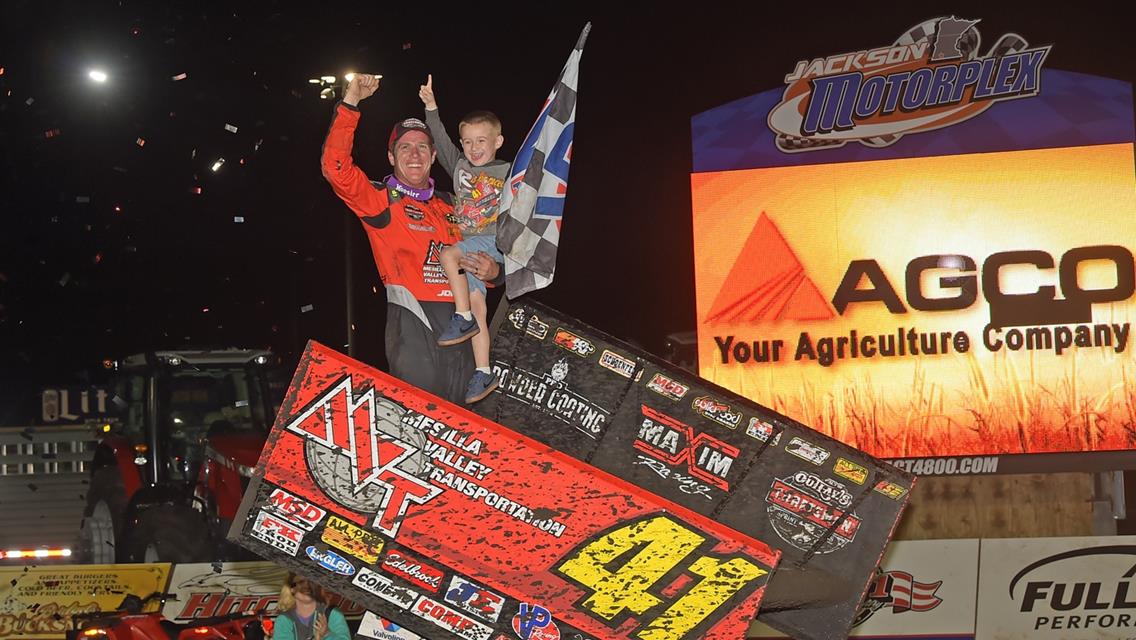 Johnson and Ballenger Hustle to AGCO Jackson Nationals Preliminary Night Wins